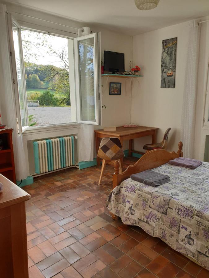 Hotel Aux Volets Bleu Villeneuve-sur-Lot Exteriér fotografie